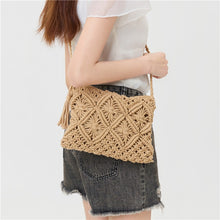 Load image into Gallery viewer, Tan Macrame Purse