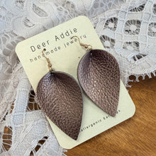 Load image into Gallery viewer, Deer Addie Earrings