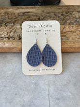 Load image into Gallery viewer, Deer Addie Medium Earrings
