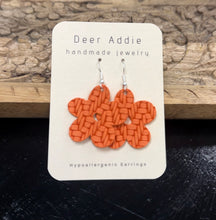 Load image into Gallery viewer, Deer Addie Medium Earrings
