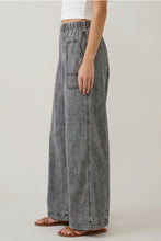 Load image into Gallery viewer, Charcoal Tencel Wide Leg Pants