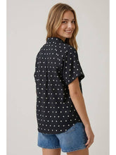 Load image into Gallery viewer, B+W Polka Dot Button Top