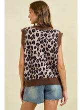 Load image into Gallery viewer, Doe + Rae Gold Button Leopard Vest