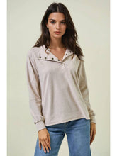 Load image into Gallery viewer, Beige Striped Pullover