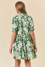 Load image into Gallery viewer, Doe + Rae Green Floral Tiered Dress