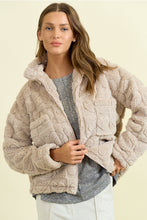Load image into Gallery viewer, Tan Fur Heart Check Jacket