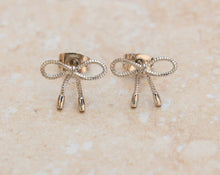Load image into Gallery viewer, Pura Vida Bow Earrings