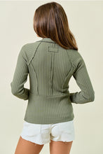 Load image into Gallery viewer, Green Half Zip Top
