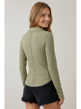 Load image into Gallery viewer, Sage Raw Seam Top
