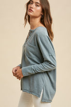 Load image into Gallery viewer, Chambray Grommet Top
