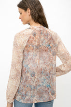 Load image into Gallery viewer, Blush Snakeskin Mixed Top
