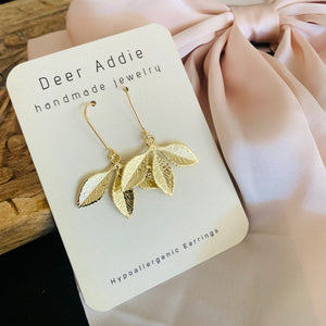 Deer Addie Medium Earrings