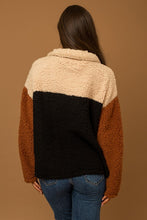 Load image into Gallery viewer, Black Combo Sherpa Pullover
