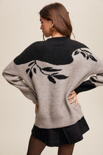 Load image into Gallery viewer, Black + Grey Leaf Design Sweater
