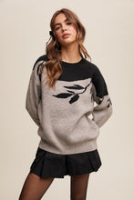 Load image into Gallery viewer, Black + Grey Leaf Design Sweater
