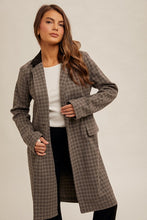 Load image into Gallery viewer, Grey Plaid Coat
