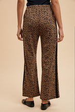 Load image into Gallery viewer, Leopard Knit Track Pants
