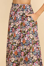 Load image into Gallery viewer, Floral Print Skirt
