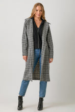 Load image into Gallery viewer, B+W Plaid Hooded Jacket
