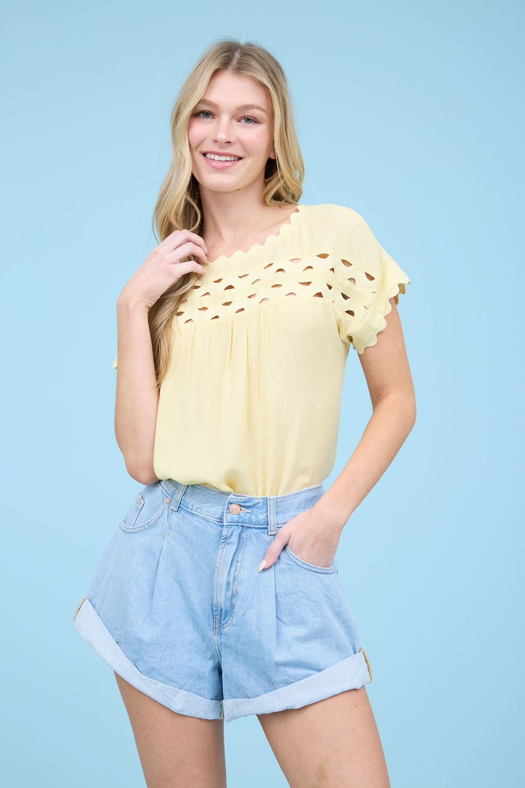 Yellow Scalloped Edge Top