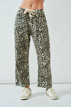Load image into Gallery viewer, Leopard Drawstring Barrel Pants
