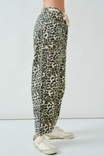 Load image into Gallery viewer, Leopard Drawstring Barrel Pants
