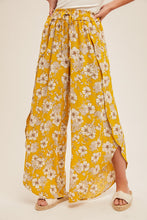 Load image into Gallery viewer, Hem + Thread Mustard Floral Tulip Hem Pants
