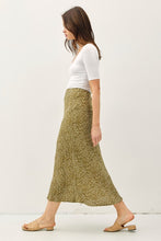 Load image into Gallery viewer, Olive Printed Midi Skirt
