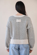 Load image into Gallery viewer, B+W Textured Sweater
