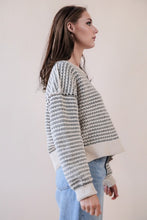 Load image into Gallery viewer, B+W Textured Sweater
