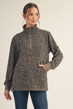 Load image into Gallery viewer, Textured Leopard Zip Top
