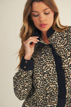 Load image into Gallery viewer, Black Trim Leopard Top
