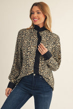 Load image into Gallery viewer, Black Trim Leopard Top
