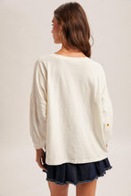 Load image into Gallery viewer, Hem + Thread Cream Embroidered Daisy Cotton Top
