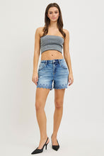 Load image into Gallery viewer, Risen Kate Medium Wash Scalloped Shorts - Plus
