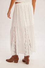 Load image into Gallery viewer, White Lace Panel Skirt
