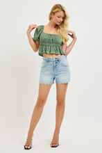 Load image into Gallery viewer, Risen Mary Light Scalloped Hem Shorts
