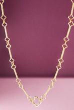 Load image into Gallery viewer, Gold Clover Necklace
