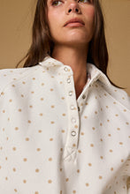 Load image into Gallery viewer, Cream + Taupe Polka Dot Snap Pullover
