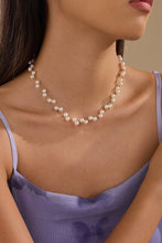 Load image into Gallery viewer, Pearl Floating Necklace
