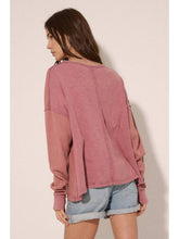 Load image into Gallery viewer, Mauve Mixed Fabric L/S Top
