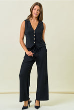 Load image into Gallery viewer, Black Textured Pants
