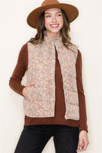 Load image into Gallery viewer, Tauple Floral Vest
