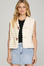 Load image into Gallery viewer, Cream Fur Vest
