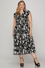 Load image into Gallery viewer, B+W Floral Zip Dress - Plus
