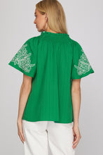 Load image into Gallery viewer, She + Sky Kelly Green Floral Sleeve Top
