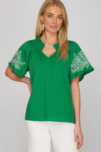 Load image into Gallery viewer, She + Sky Kelly Green Floral Sleeve Top
