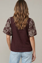 Load image into Gallery viewer, Wine Floral Sleeve Top
