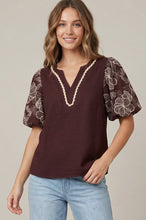 Load image into Gallery viewer, Wine Floral Sleeve Top
