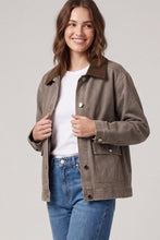 Load image into Gallery viewer, Ash Brown Barn Jacket
